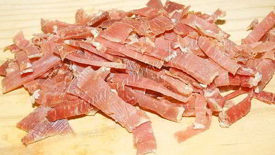 салат с ветчиной, свежим огурцом и листовым салатом