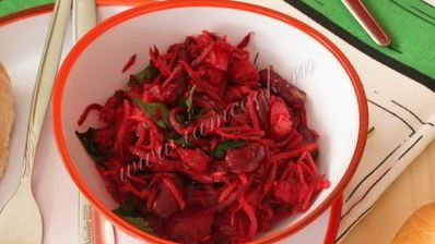 салат со свеклой и фасолью