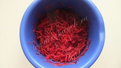 салат со свеклой и фасолью