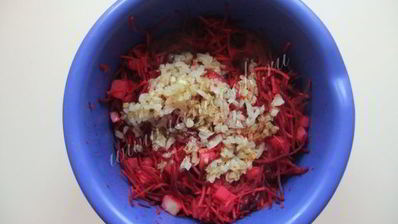 салат со свеклой и фасолью