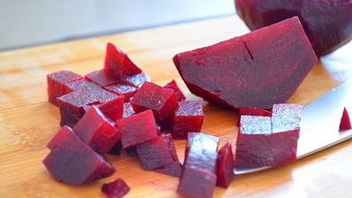 салат со свеклой и зеленым яблоком