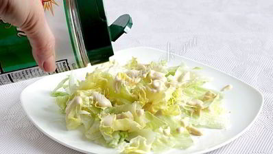 салат цезарь с копченой курицей