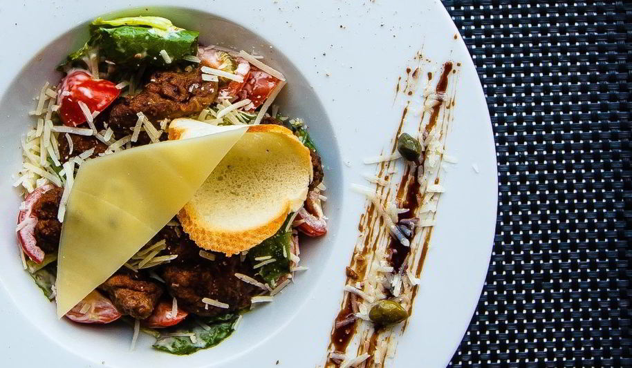 Рецепт салата цезарь с куриной печенью