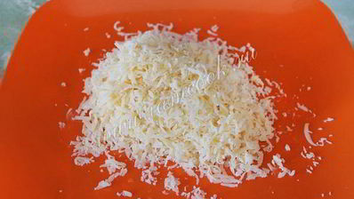 салат цезарь с курицей и сухариками