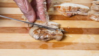 салат цезарь с курицей