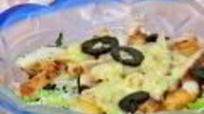 салат цезарь с огурцом и маслинами