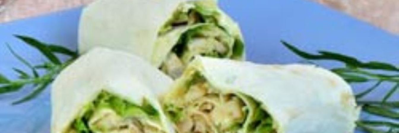 Салат Цезарь в лаваше