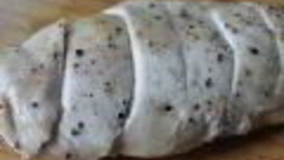 салат цезарь в минималистическом стиле