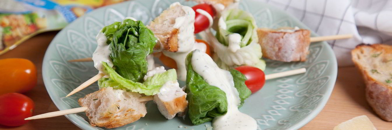 Шашлык из куриной грудки под соусом Цезарь