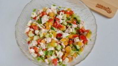 слоеный салат из хурмы