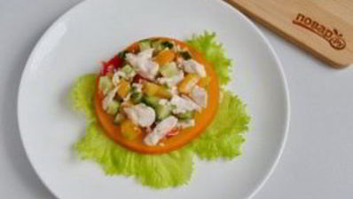 слоеный салат из хурмы