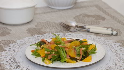 цитрусовый салат с лососем