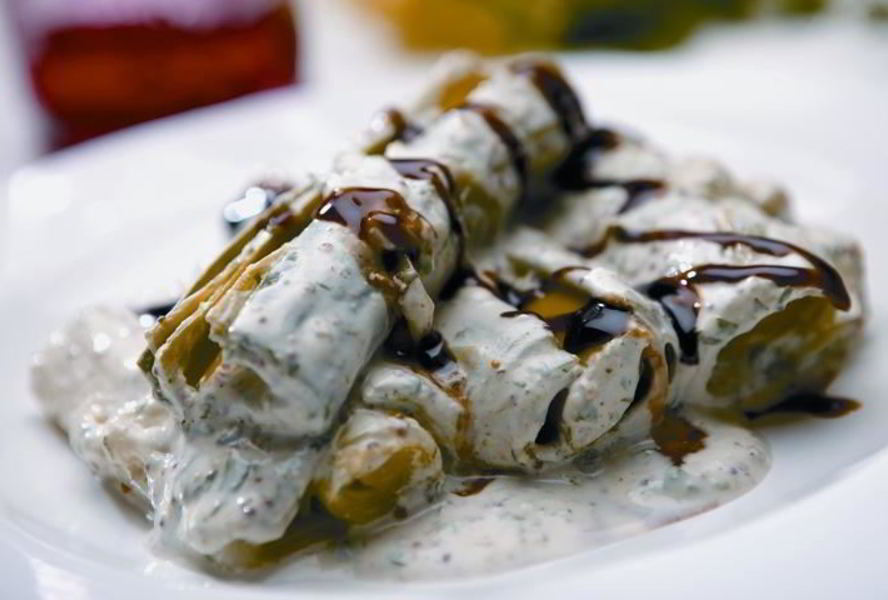 Лук-порей с соусом Винегрет