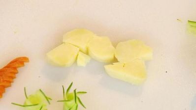 винегрет с килькой и медово-горчичным соусом