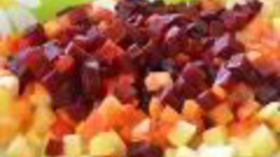 винегрет с красной фасолью и сельдью