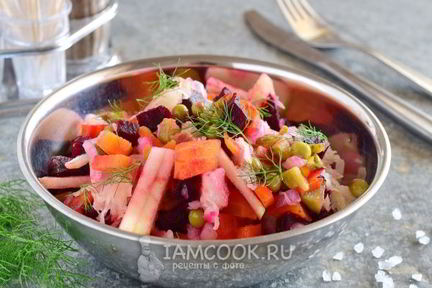 Винегрет с квашеной капустой и горошком