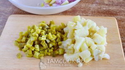 винегрет с квашеной капустой и горошком