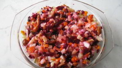 винегрет с маринованными опятами