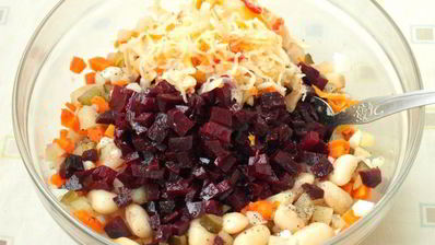 винегрет с яблоками и отварной фасолью