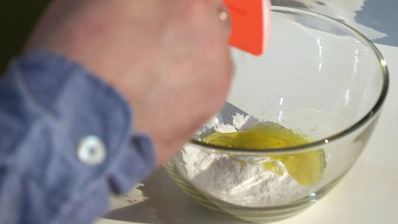 винегрет со свекольной пеной и оливковым песком