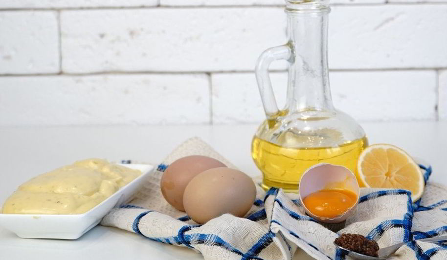 Рецепт домашнего майонеза за 2 минуты