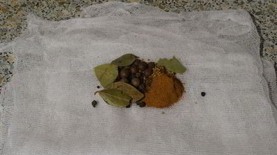 домашний кетчуп с пряностями