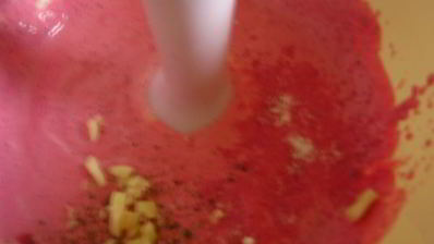 майонезный соус со свеклой и хреном