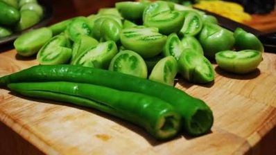 мятный соус из зеленых помидоров