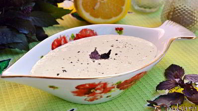 сметанно-базиликовый соус