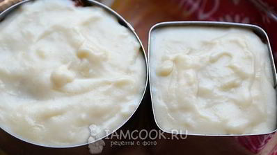 густой крем бешамель на сковороде