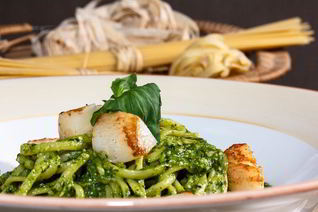 Лингвини с соусом песто