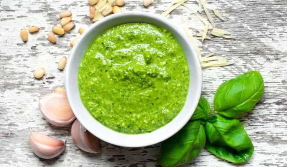 Рецепт песто из базилика с кедровыми орешками