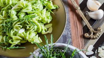 песто из рукколы