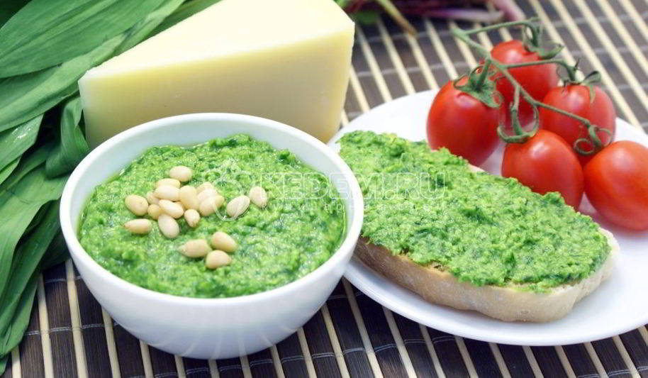 Рецепт соуса песто из черемши