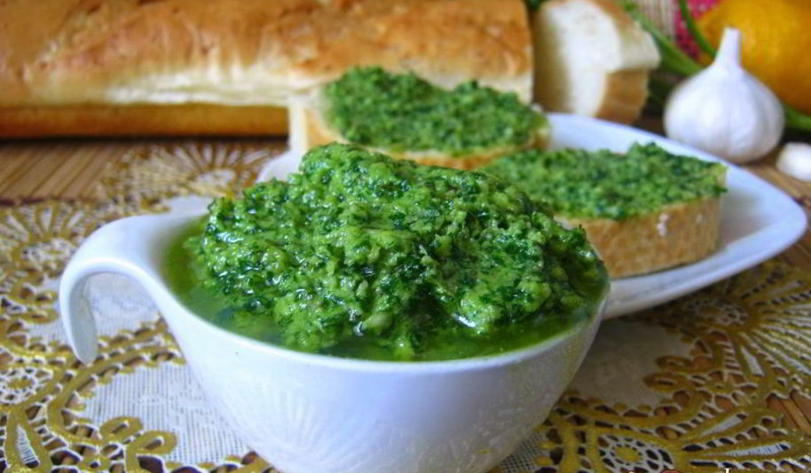 Рецепт соуса песто из петрушки