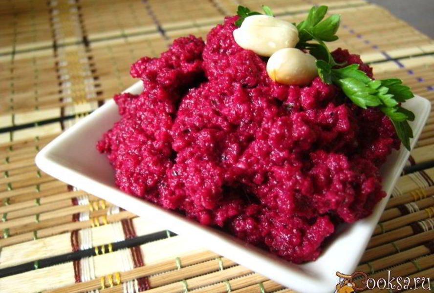 Свекольное песто