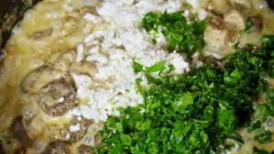 соус с курицей и грибами