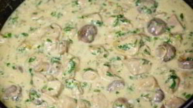 соус с курицей и грибами