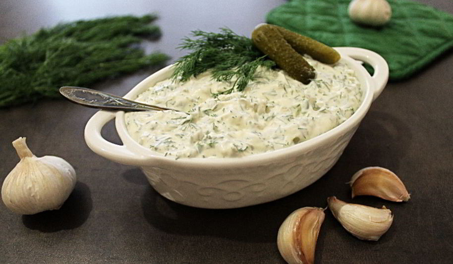 Рецепт соуса с маринованными огурчиками