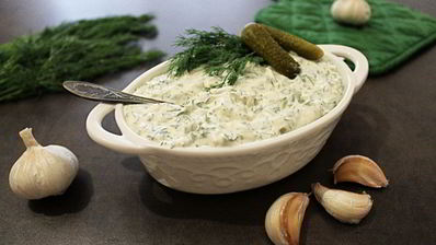 соус с маринованными огурчиками