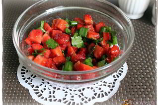 Острая клубничная сальса