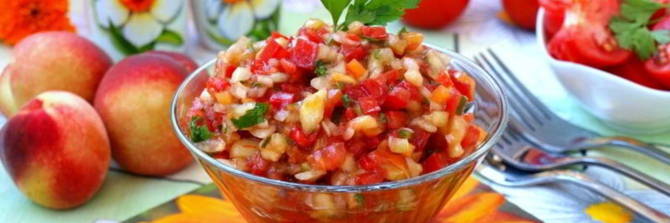 Овощная сальса с персиками