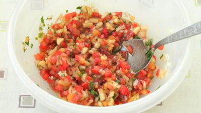 овощная сальса с персиками