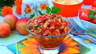 овощная сальса с персиками