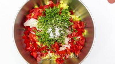 сальса из авокадо с помидорами
