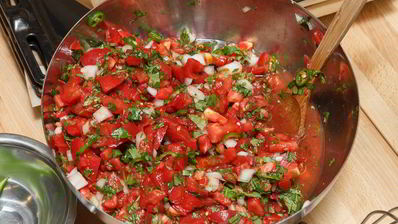 сальса из летних помидоров