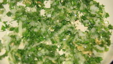 курица в орехово-чесночном соусе сациви