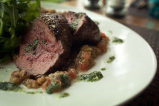 Стейк Миланзане с тартаром из овощей