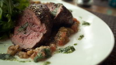 стейк миланзане с тартаром из овощей