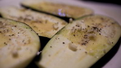 стейк миланзане с тартаром из овощей